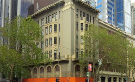 collins street Hermes